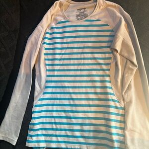 Patagonia Women's Blue and White Striped Long Sleeve Tee